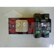 Compac T Corona , Pulsador Atornillable, Rojo, sin Luminoso, Braille, ( >< )